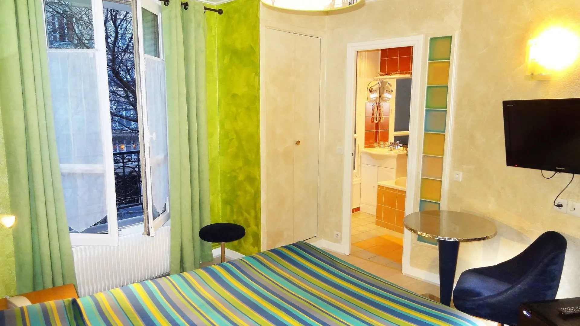 Hotel Adonis Sacre Coeur Roma Paris